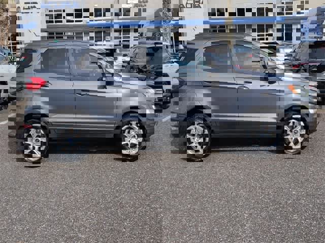 Used 2020 Ford EcoSport SE w/ SE Convenience Package image 9