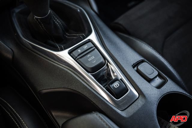 Used 2018 Chevrolet Camaro SS image 18