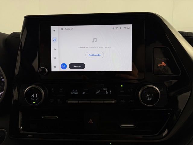 Used 2024 Toyota Highlander XLE image 22