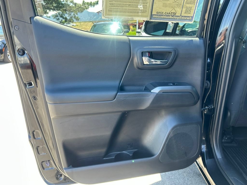 Used 2023 Toyota Tacoma TRD Sport AWD/4WD image 17