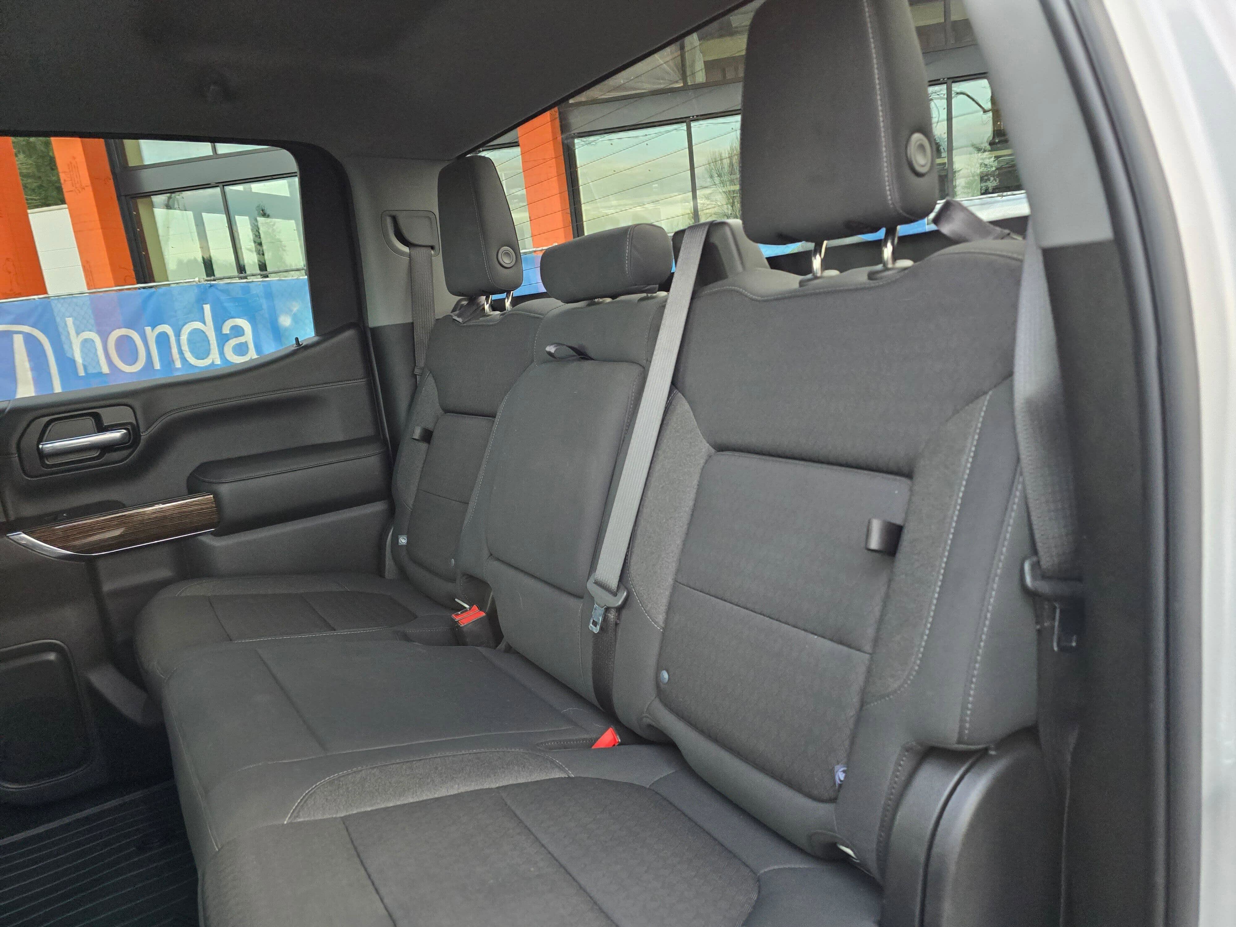 Used 2020 GMC Sierra 1500 Elevation w/ Elevation Value Package image 17