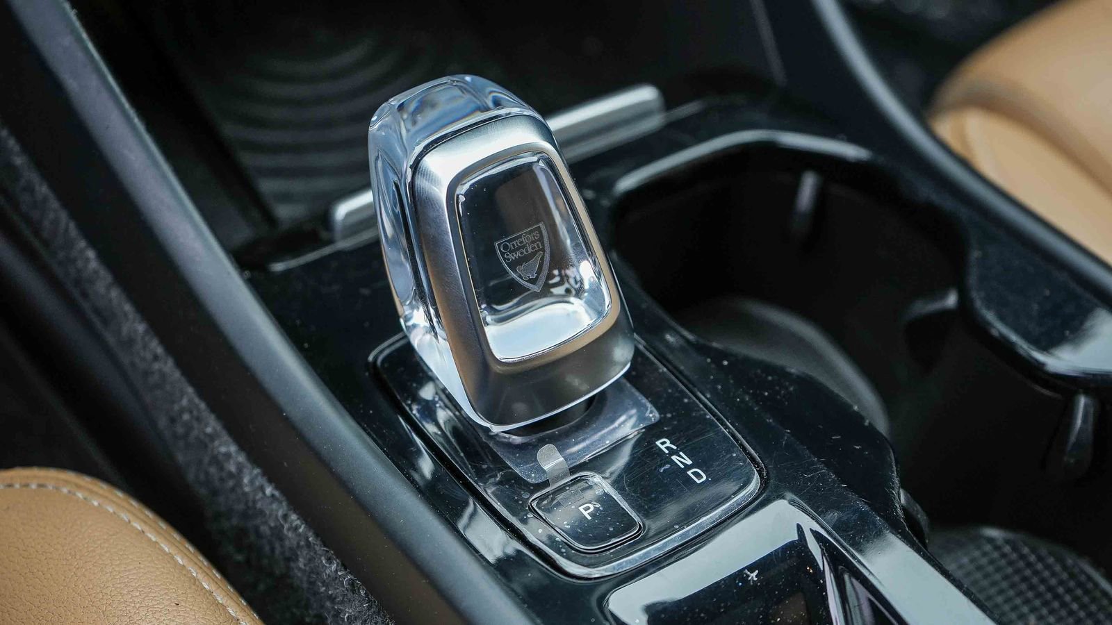 Used 2019 Volvo XC40 T4 Inscription image 19