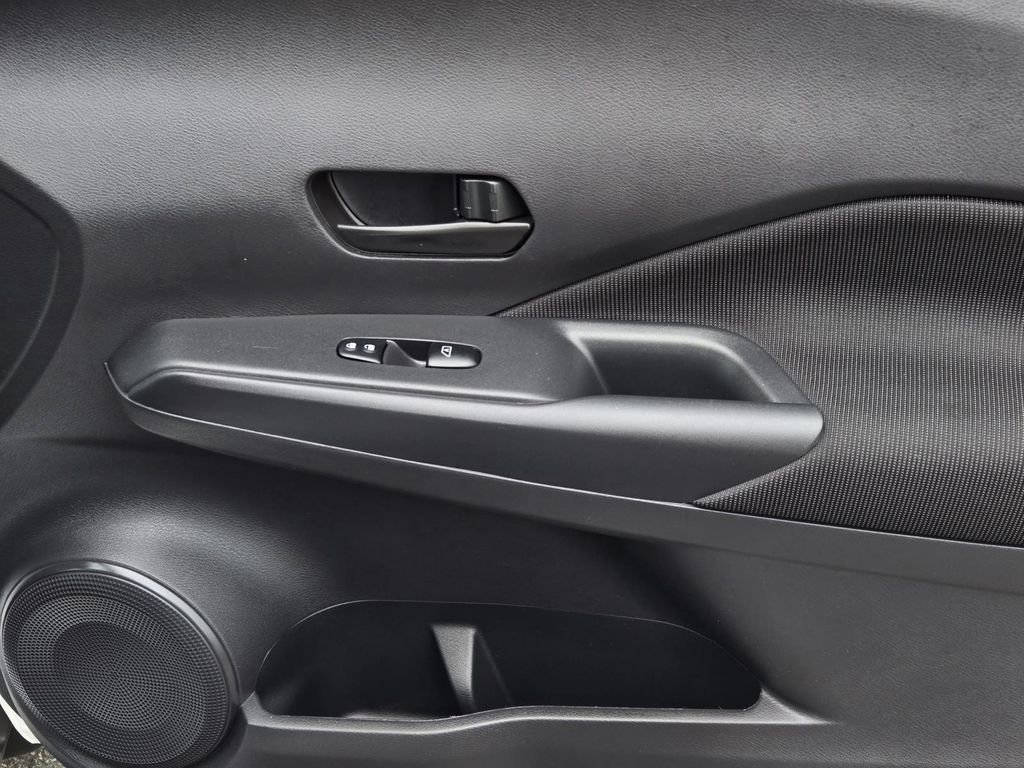 Certified 2024 Nissan Kicks S image 8