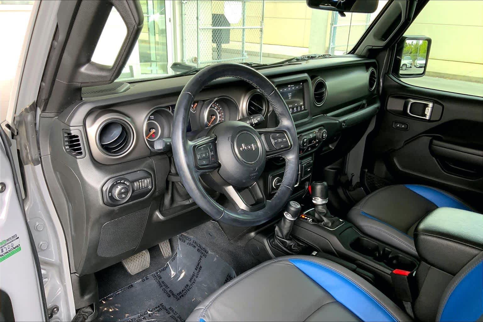 Used 2021 Jeep Gladiator Sport AWD/4WD image 18