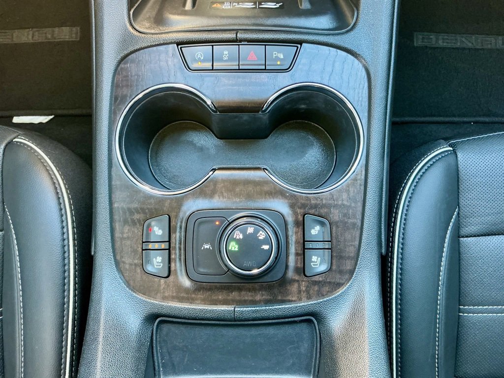 Used 2022 GMC Acadia Denali w/ Denali Ultimate Package image 35