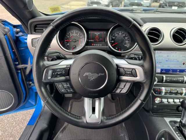 Used 2020 Ford Mustang Premium image 12