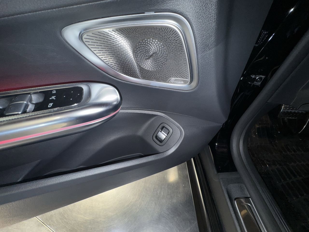 Used 2024 Mercedes-Benz CLE 300 4MATIC Cabriolet image 21