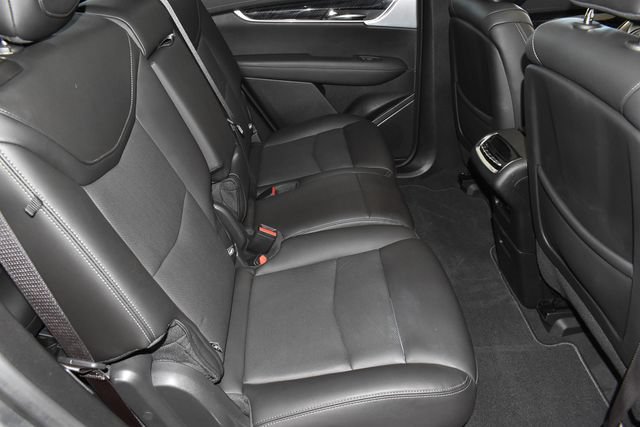 Certified 2024 Cadillac XT6 Premium Luxury AWD/4WD image 12