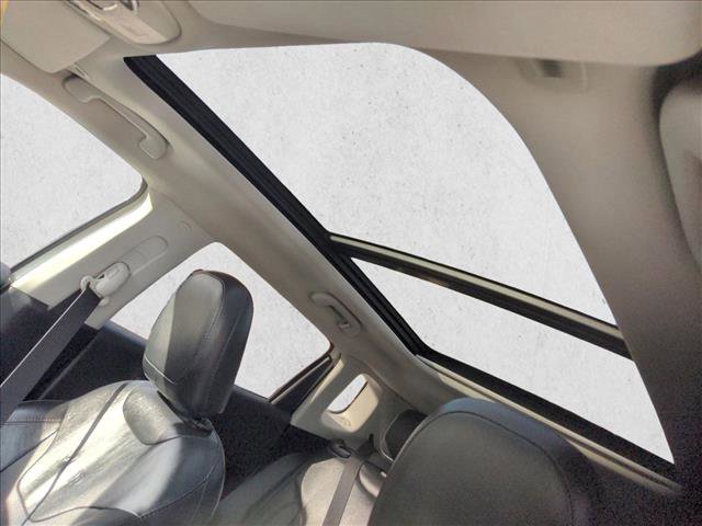 Used 2019 Jeep Compass Limited w/ Advanced Safety Group image 16