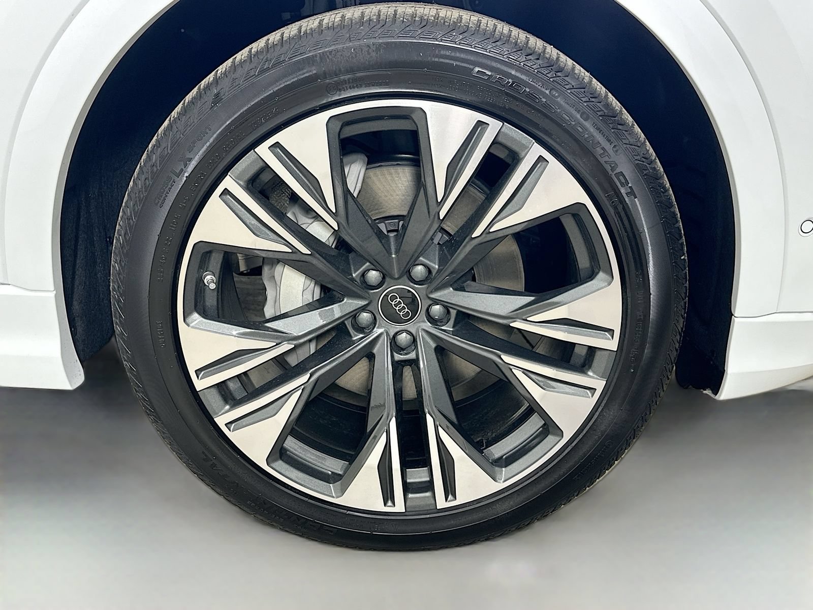 New 2026 Audi Q8 Premium Plus AWD/4WD image 11