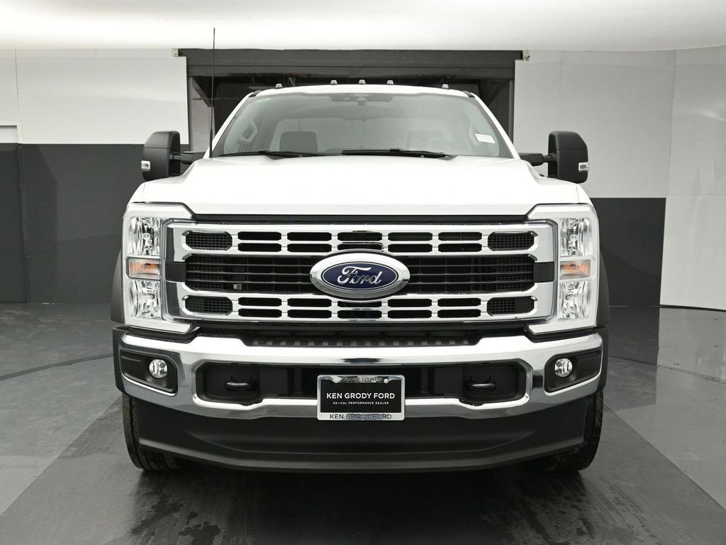New 2025 Ford F550 2WD Regular Cab Super Duty image 10