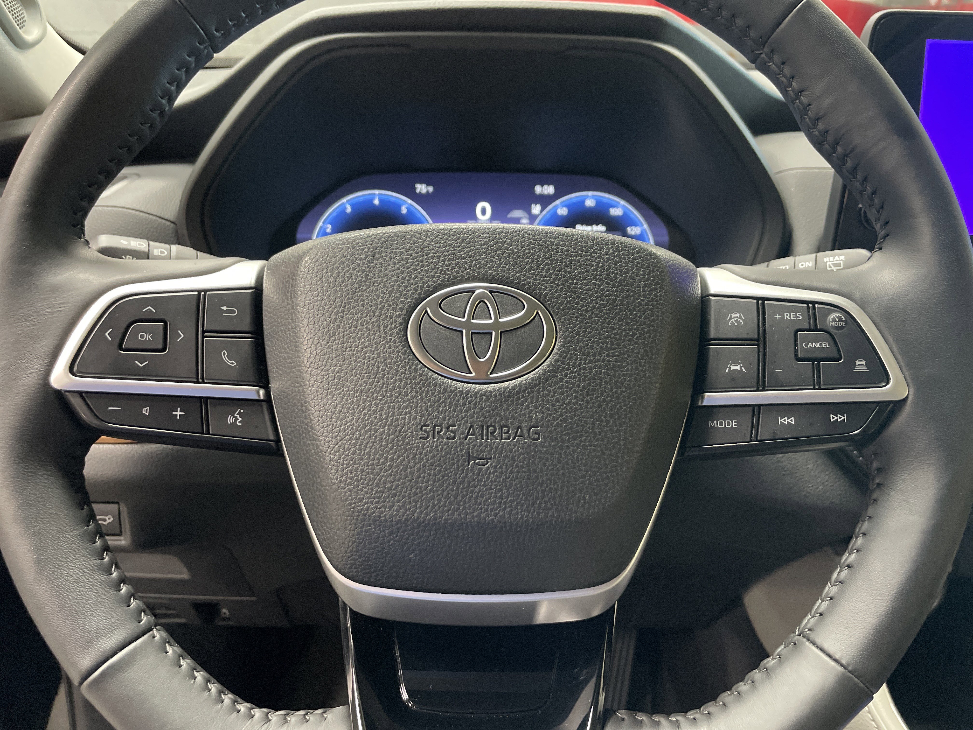 Certified 2026 Toyota Grand Highlander FWD image 18
