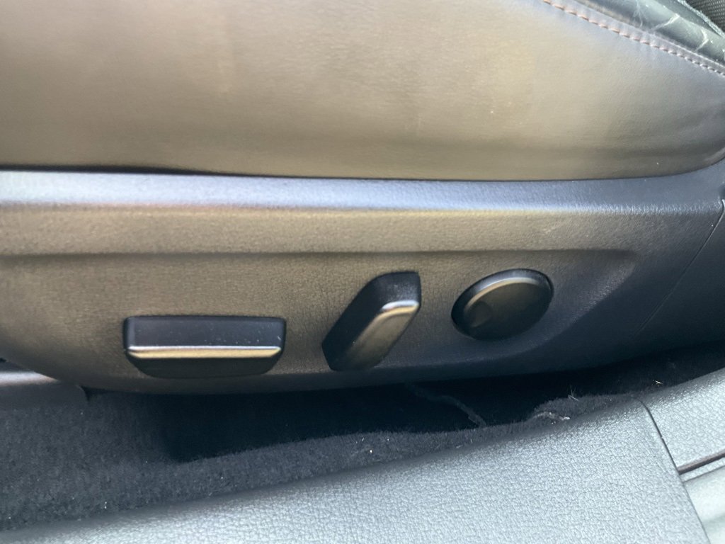 Used 2019 MAZDA MAZDA3 Sedan w/ Premium Package image 16