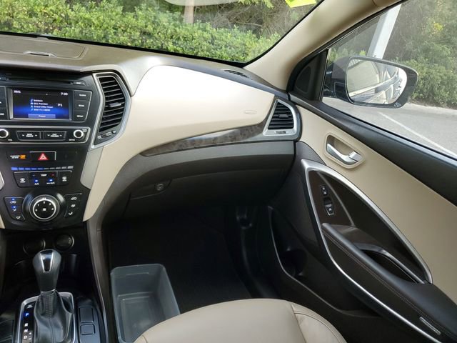 Used 2017 Hyundai Santa Fe Sport FWD image 14