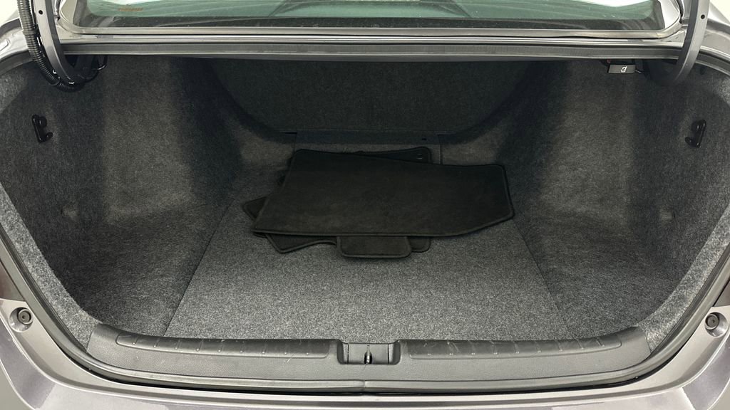 Used 2021 Honda Accord LX image 12