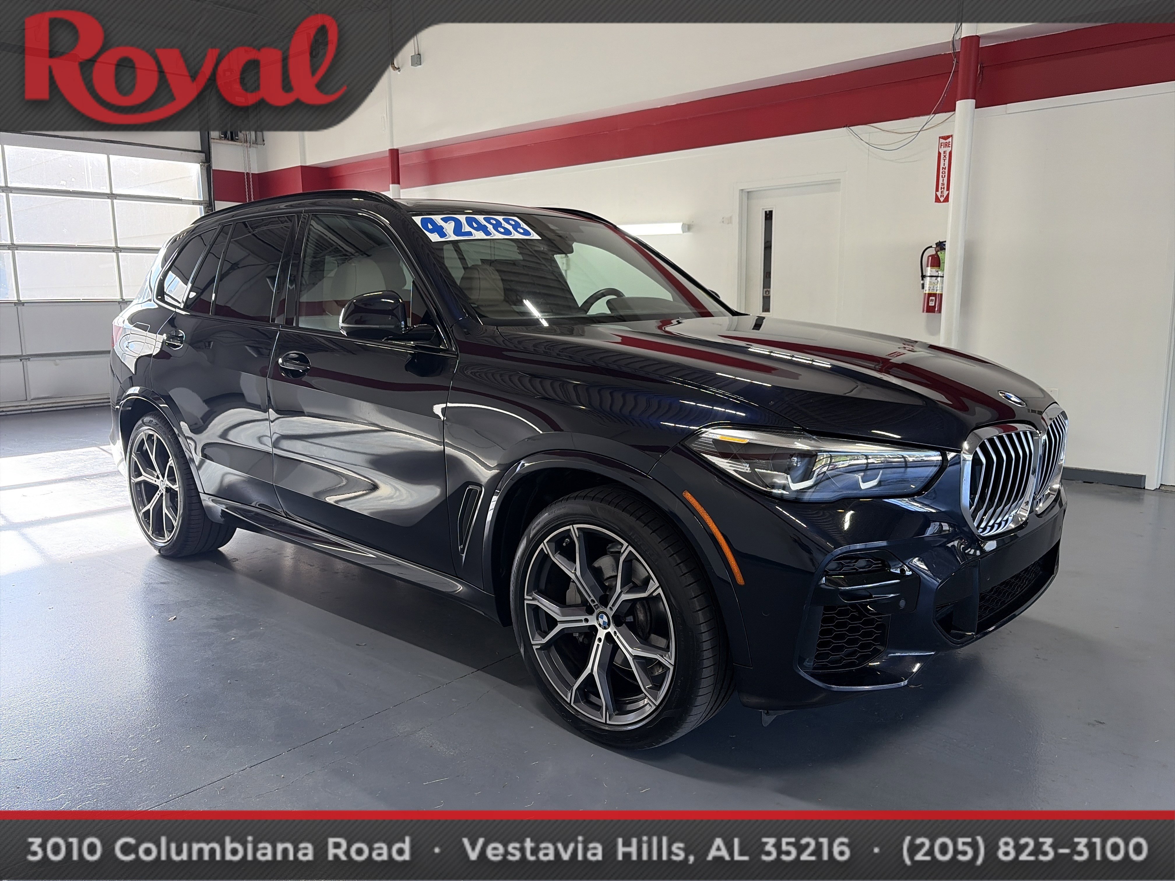 Used 2022 BMW X5 xDrive40i w/ M Sport Package AWD/4WD image 5