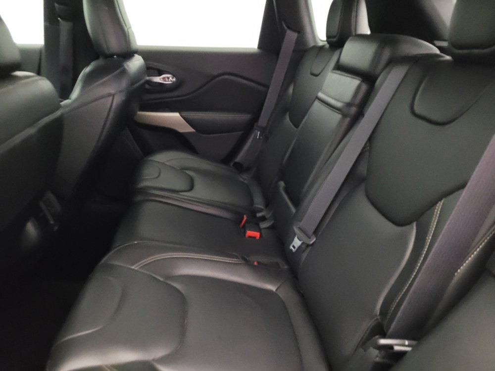 Used 2018 Jeep Cherokee Limited w/ Trailer Tow Group image 18