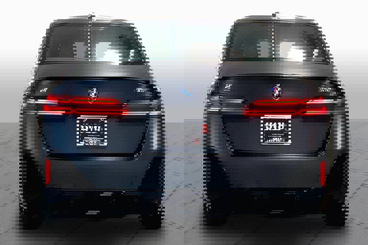 Certified 2024 BMW i5 M60 w/ Premium Package image 4