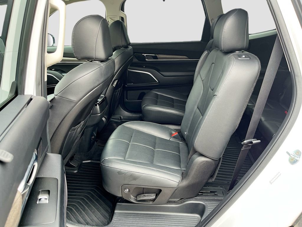 Used 2021 Kia Telluride SX w/ Nightfall Edition Package image 26