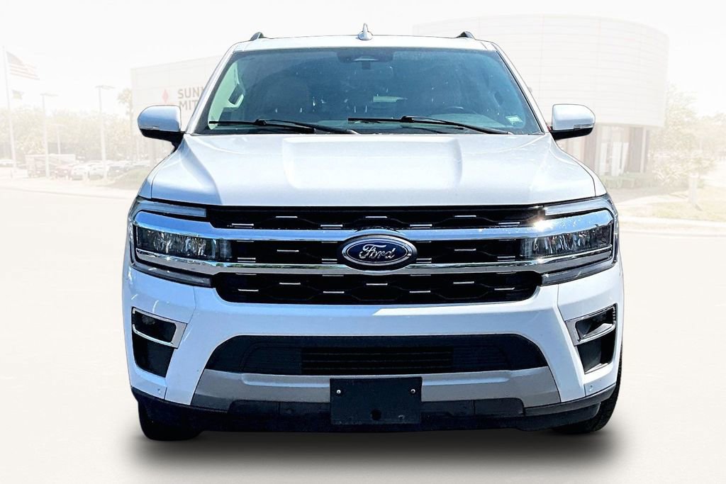 Used 2024 Ford Expedition Max Limited RWD image 2
