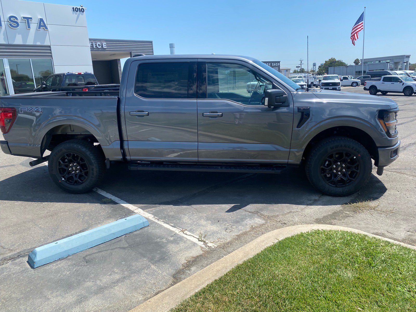 New 2026 Ford F150 XLT w/ Equipment Group 302A MID AWD/4WD image 12