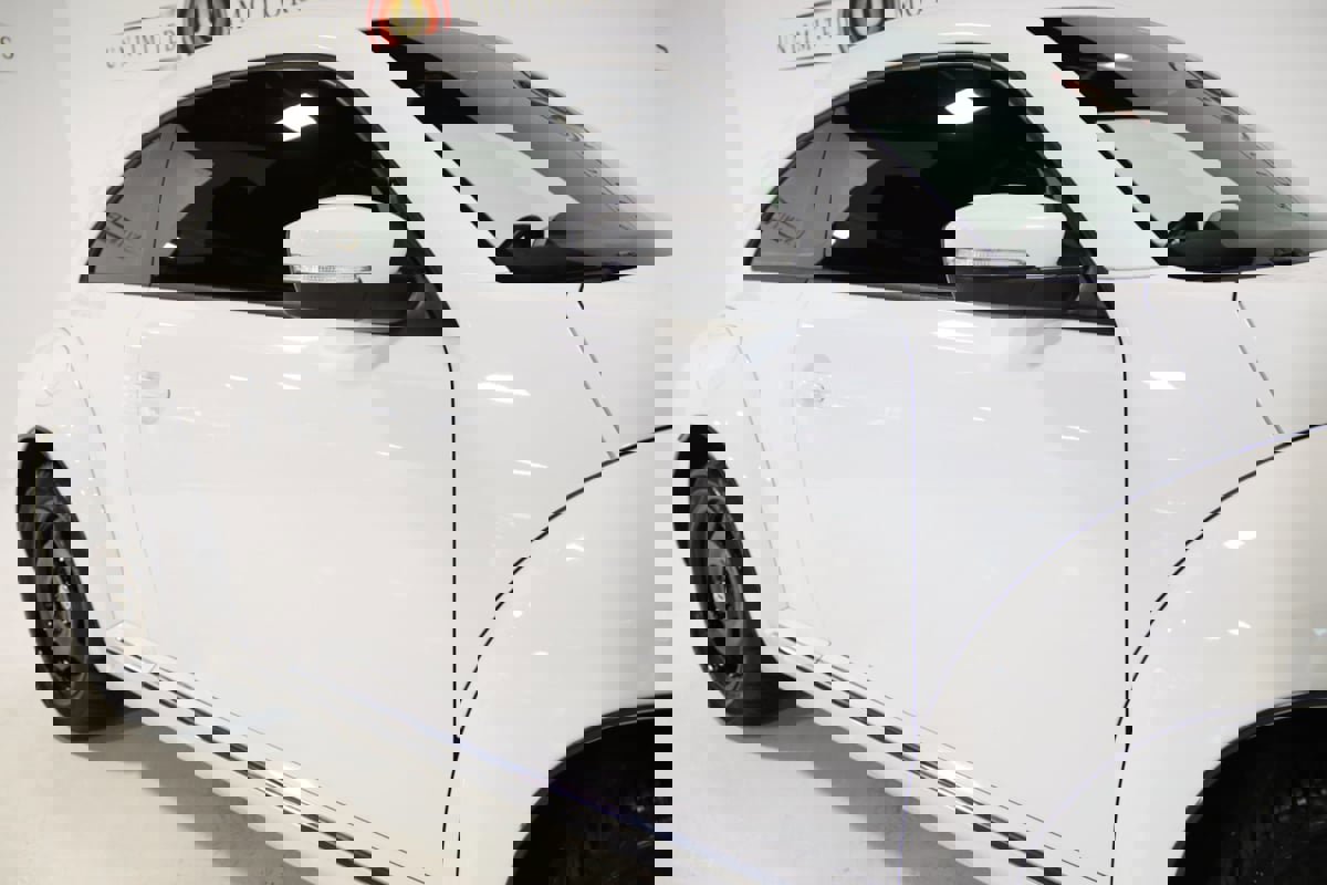 Used 2012 Volkswagen Beetle 2.5 image 7