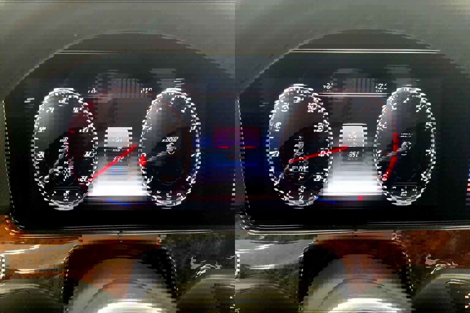 Used 2020 Mercedes-Benz E 350 Sedan image 22