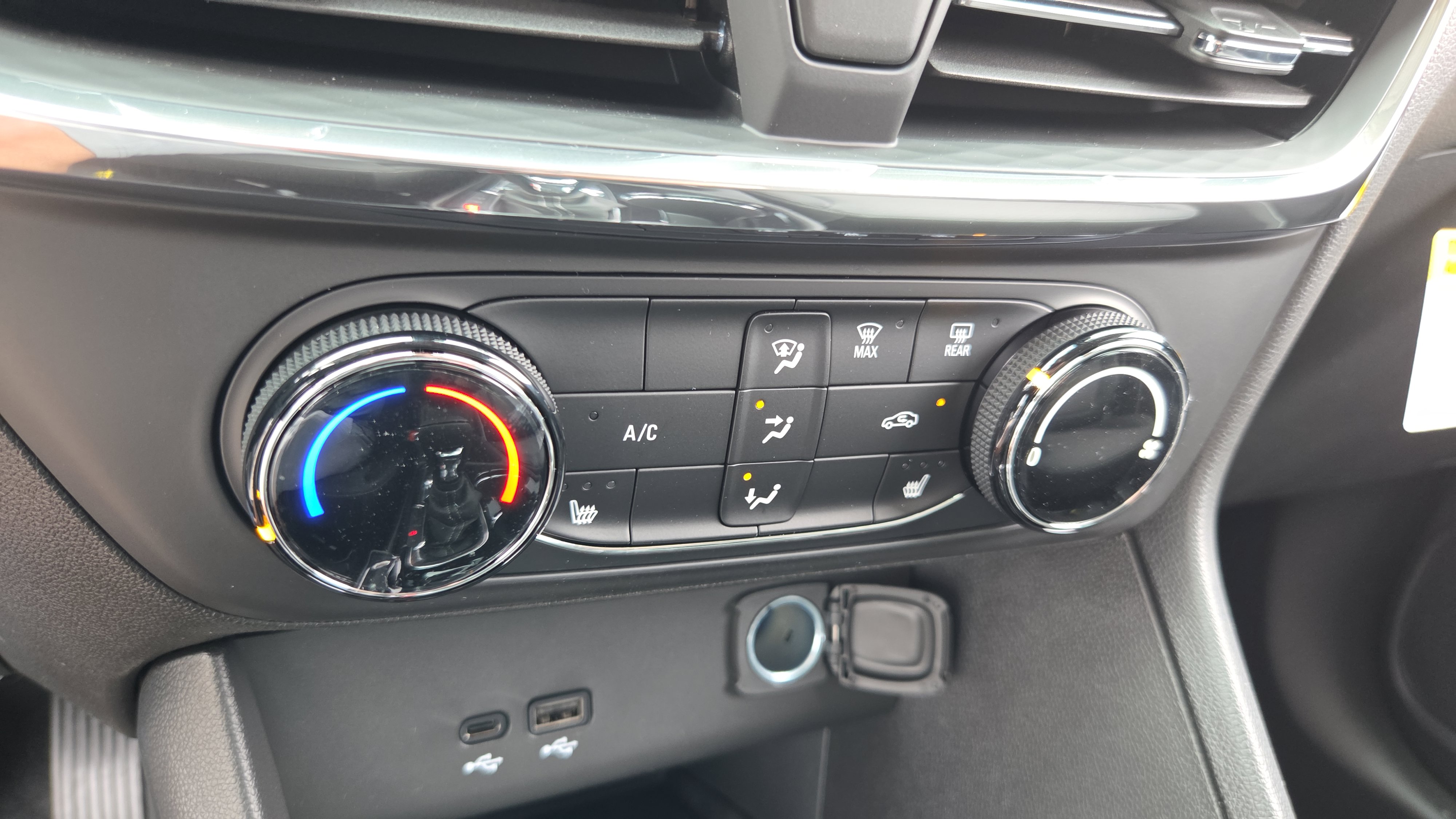 New 2026 Buick Encore GX Preferred w/ Advanced Technology Package image 18