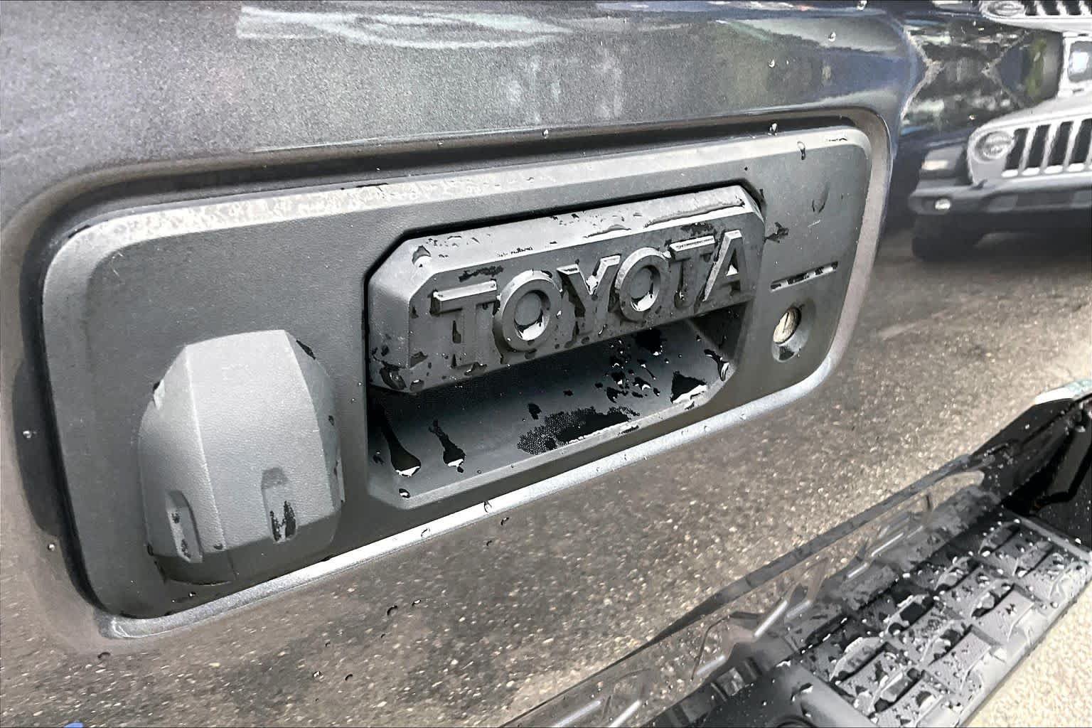 Certified 2022 Toyota Tacoma SR5 w/ SR5 Appearance Package (SM) AWD/4WD image 29