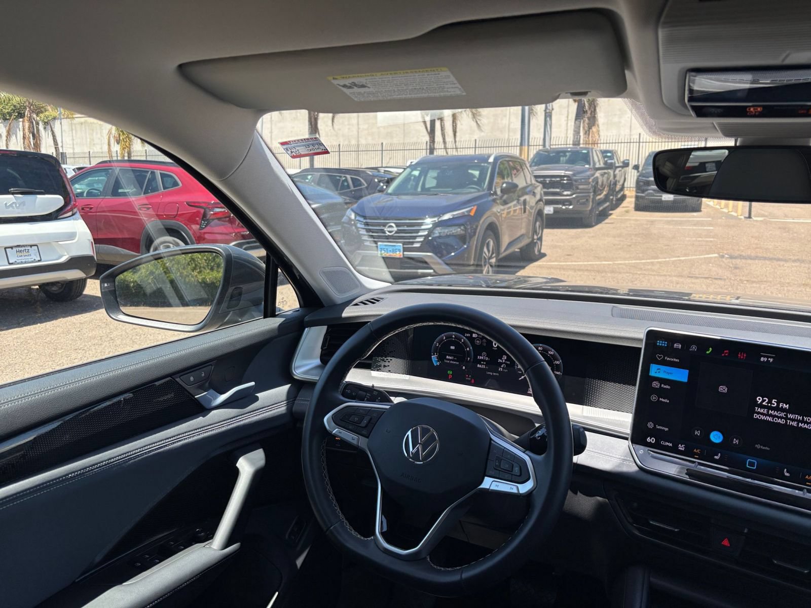 Used 2026 Volkswagen Tiguan SE AWD/4WD image 36