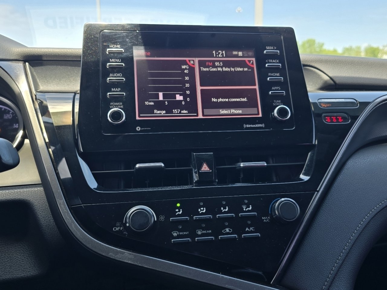 Used 2021 Toyota Camry LE FWD image 24