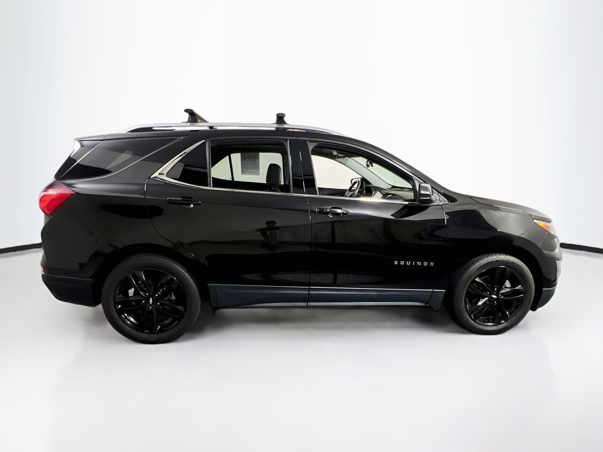 Used 2020 Chevrolet Equinox LT w/ Midnight Edition AWD/4WD image 4
