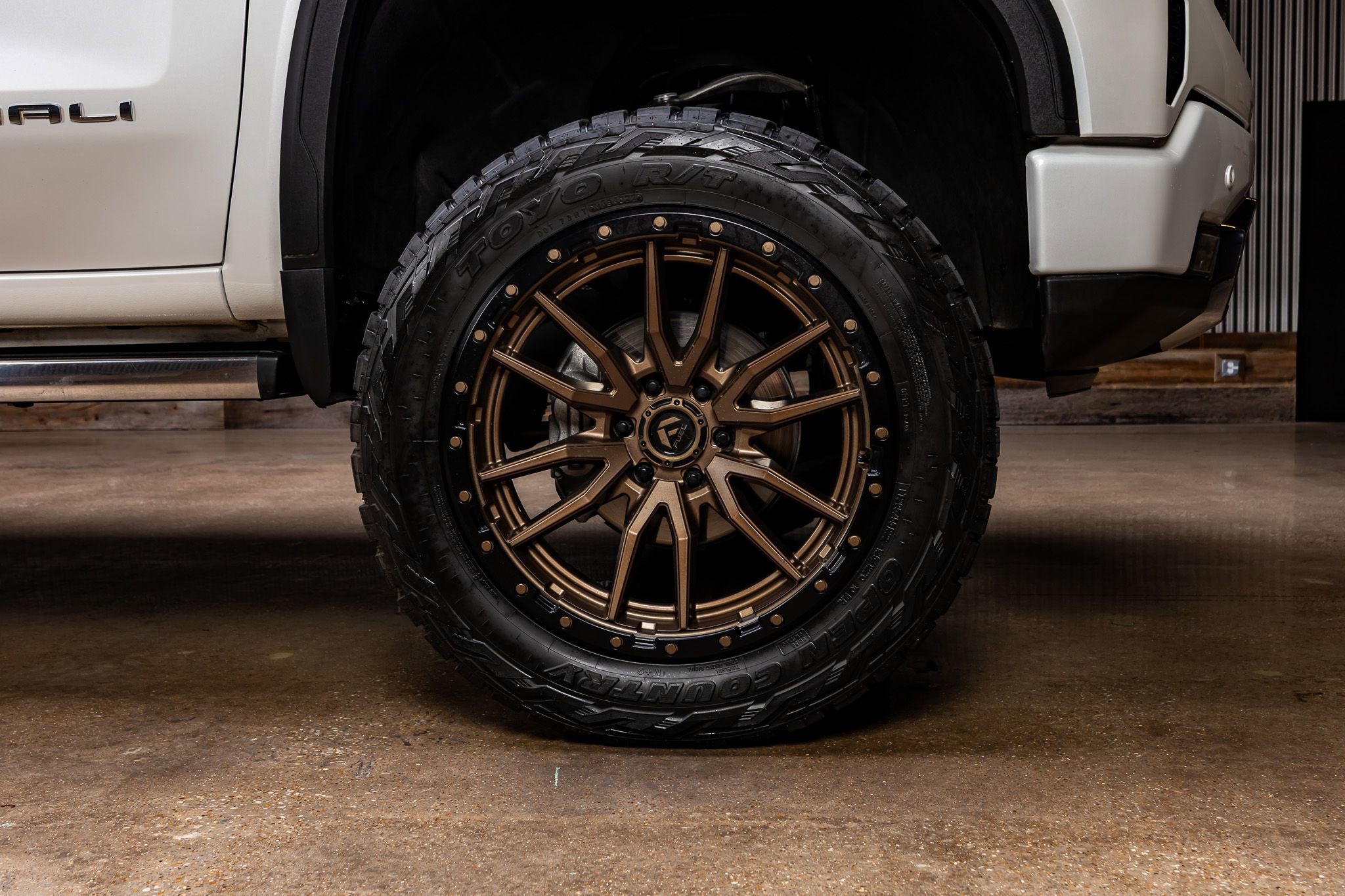 Used 2023 GMC Sierra 1500 Denali Ultimate image 11