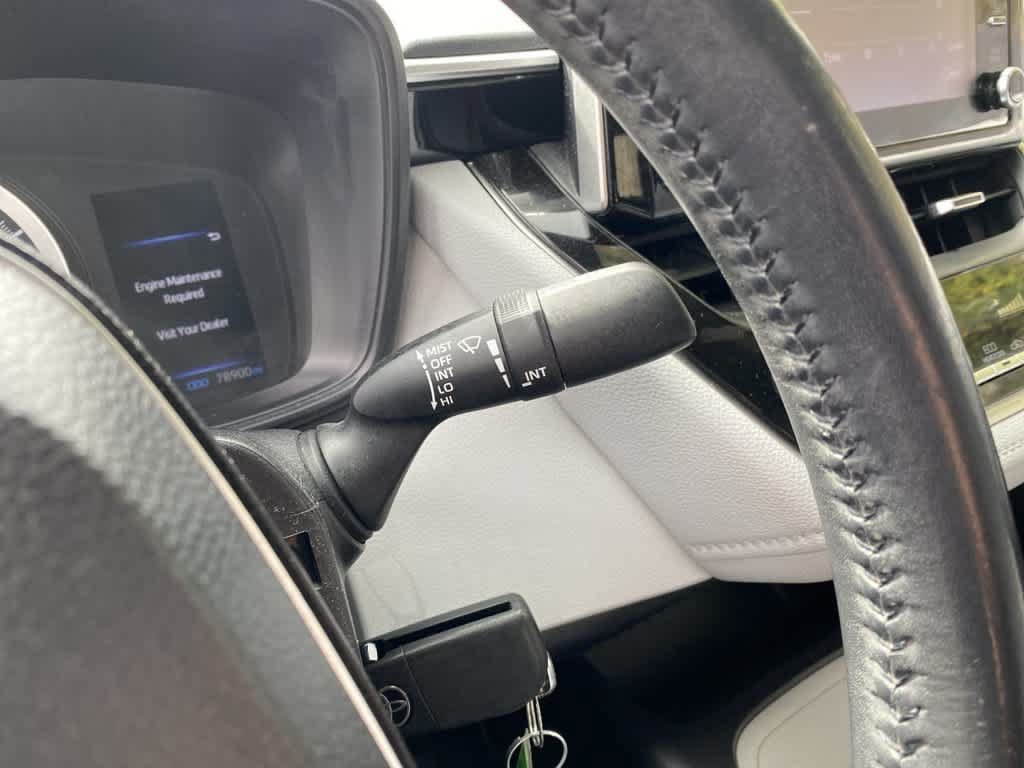 Used 2020 Toyota Corolla SE FWD image 24