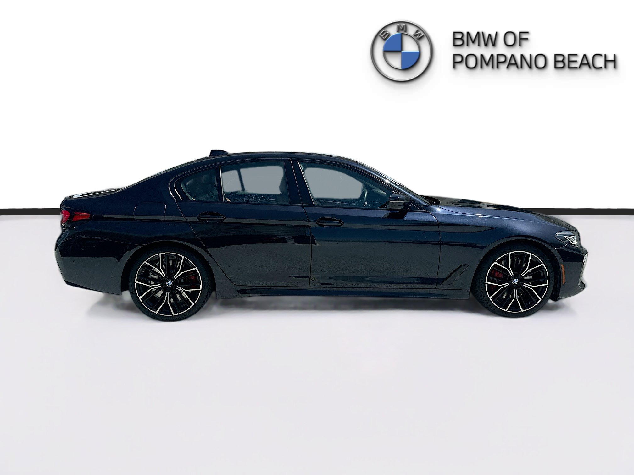 Used 2022 BMW 540i w/ M Sport Package RWD image 8