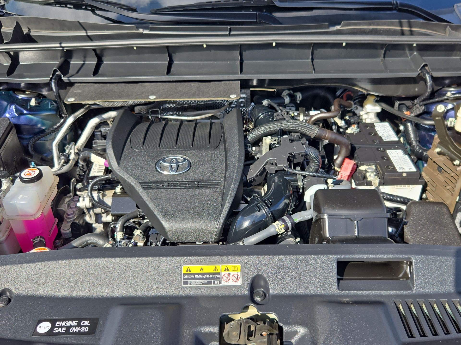 Used 2024 Toyota Highlander XSE FWD image 33