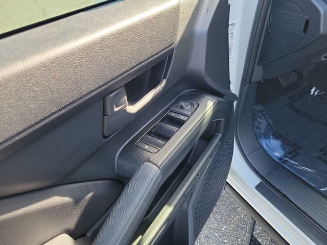 Used 2025 Toyota 4Runner SR5 AWD/4WD image 17