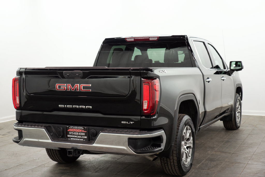 Used 2025 GMC Sierra 1500 SLT AWD/4WD image 13
