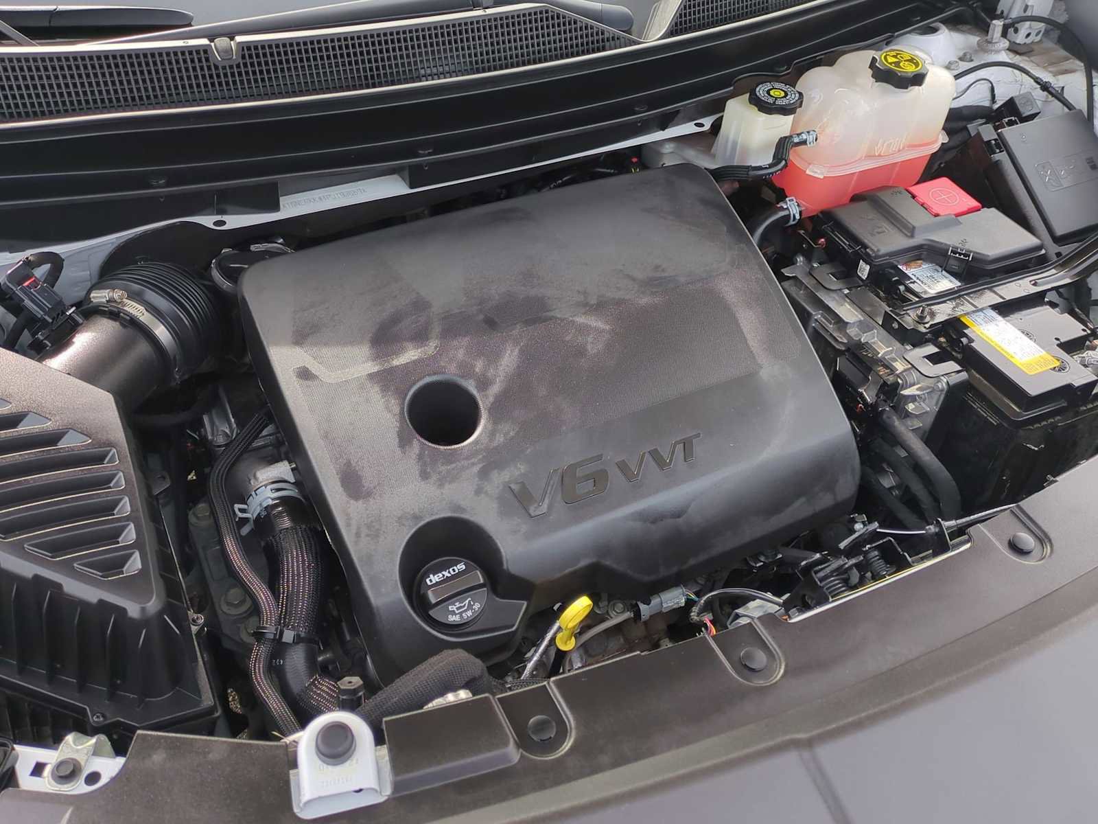 Used 2023 Chevrolet Traverse Premier w/ LPO, Floor Liner Package image 31