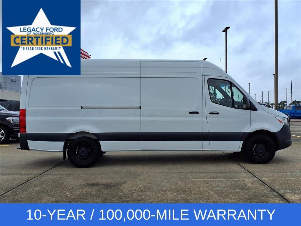 Used 2025 Mercedes-Benz Sprinter 2500 image 8