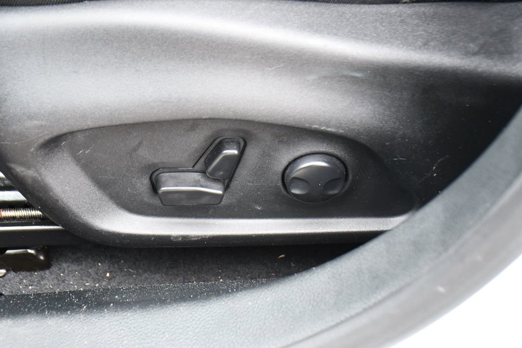 Used 2024 Jeep Compass Limited image 14