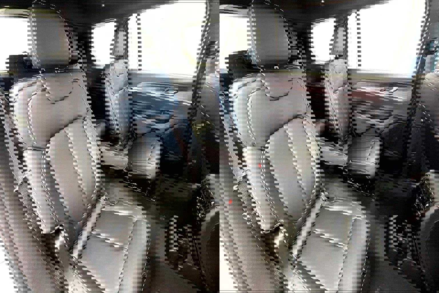 New 2025 Jeep Grand Cherokee L Limited image 10