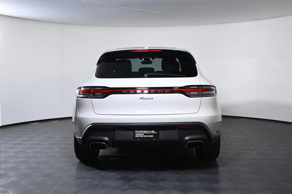 Certified 2023 Porsche Macan image 6
