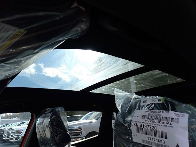 New 2026 Jeep Compass Limited w/ Sun, Sound & Navigation Group image 18