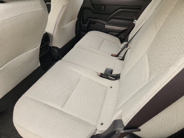 Used 2025 Toyota 4Runner SR5 AWD/4WD image 19