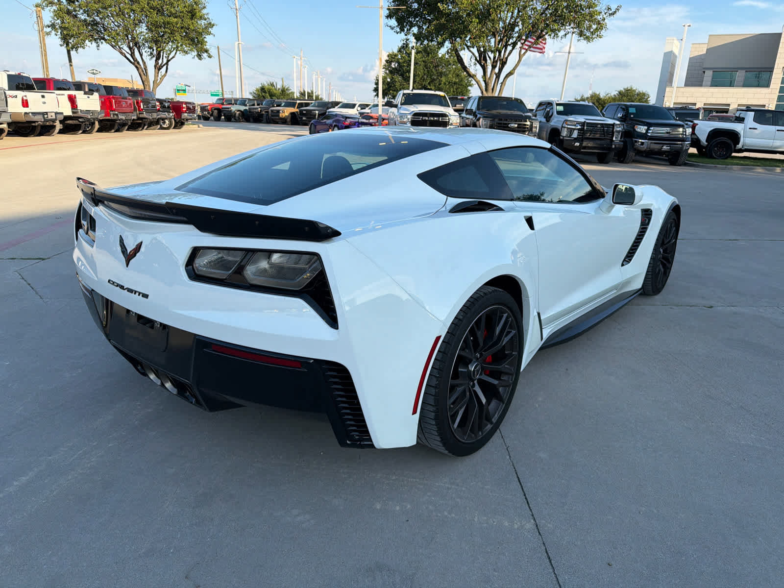Used 2017 Chevrolet Corvette Z06 RWD image 3