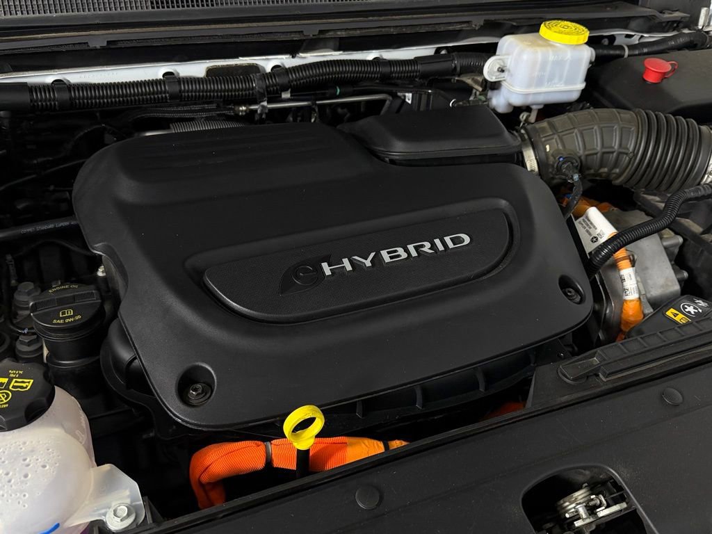 Used 2023 Chrysler Pacifica Pinnacle FWD image 43