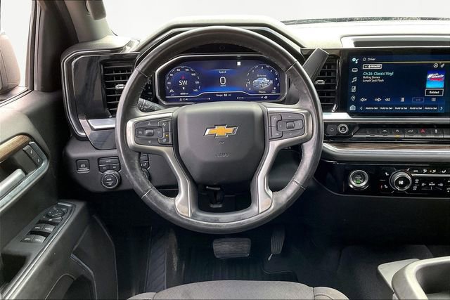 Used 2022 Chevrolet Silverado 1500 LT image 8