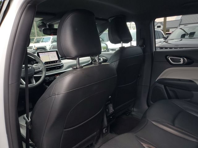 Certified 2023 Jeep Compass Limited w/ Elite Group AWD/4WD image 15