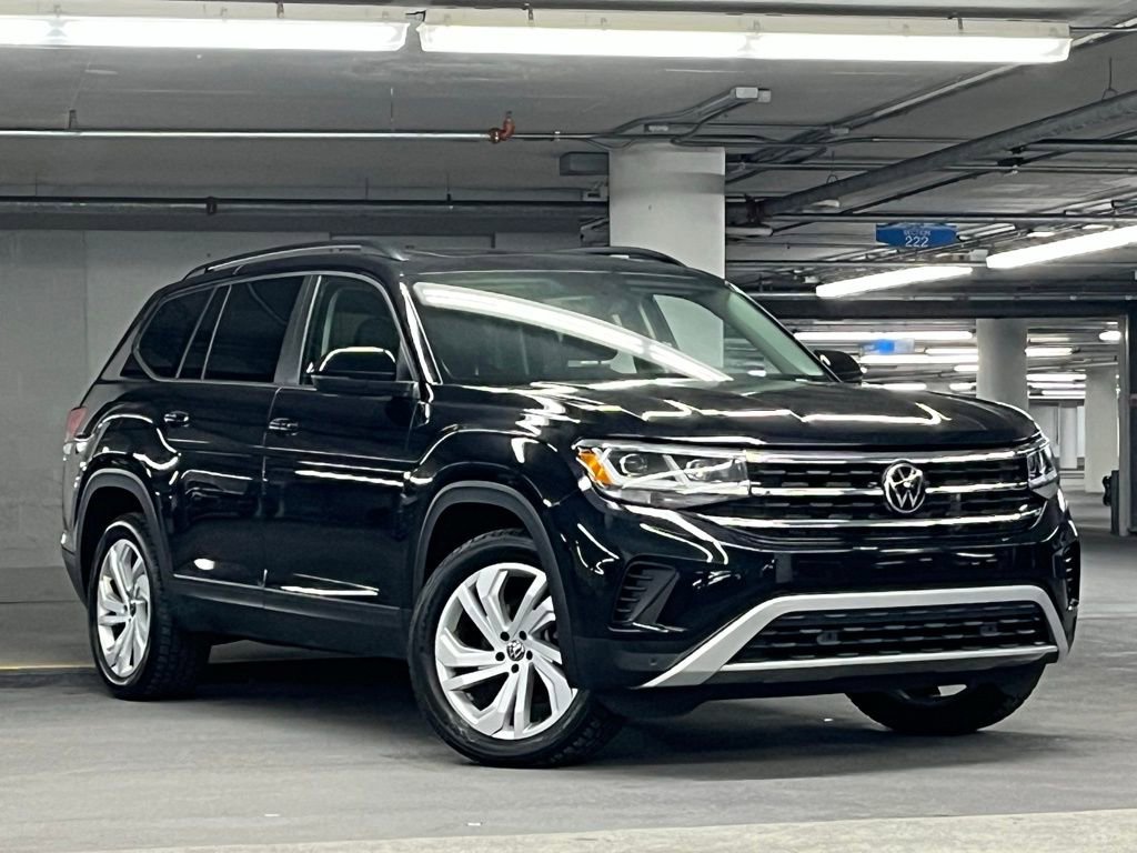 Certified 2023 Volkswagen Atlas SE image 2